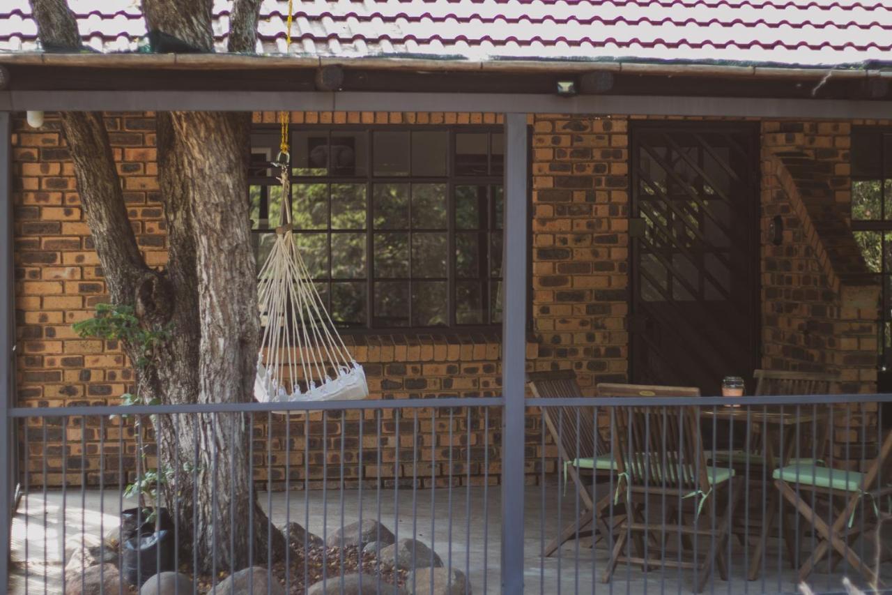 Hello Kruger Hideaway Cottage & Skilpad Studio Marloth Park Exterior photo